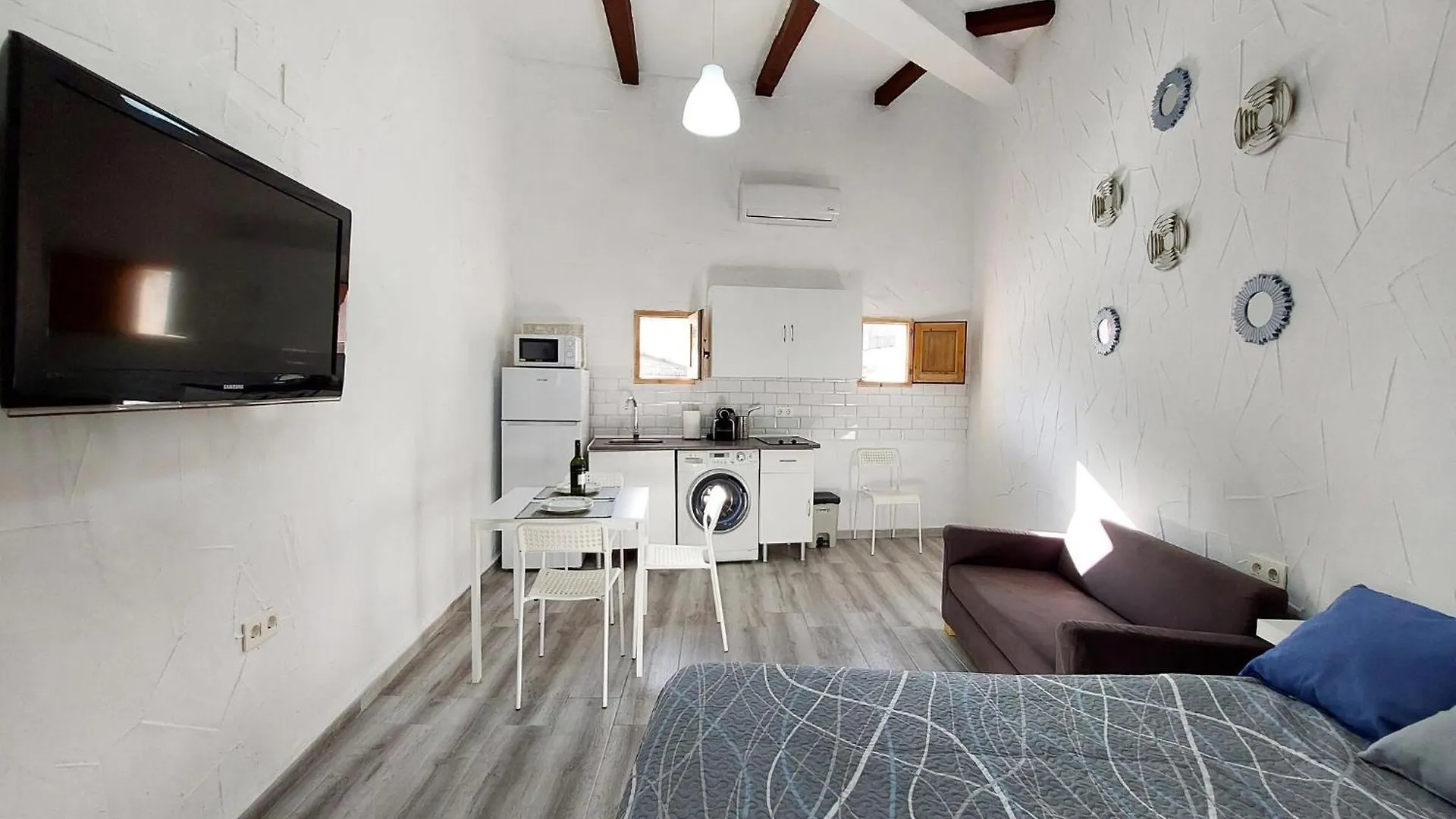 Nice Apartment In Херес-де-ла-Фронтера Испания