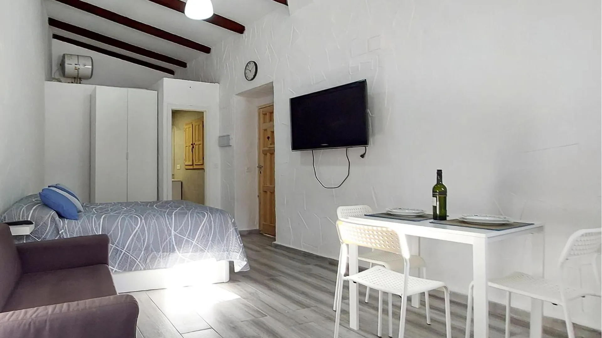 Nice Apartment In Херес-де-ла-Фронтера